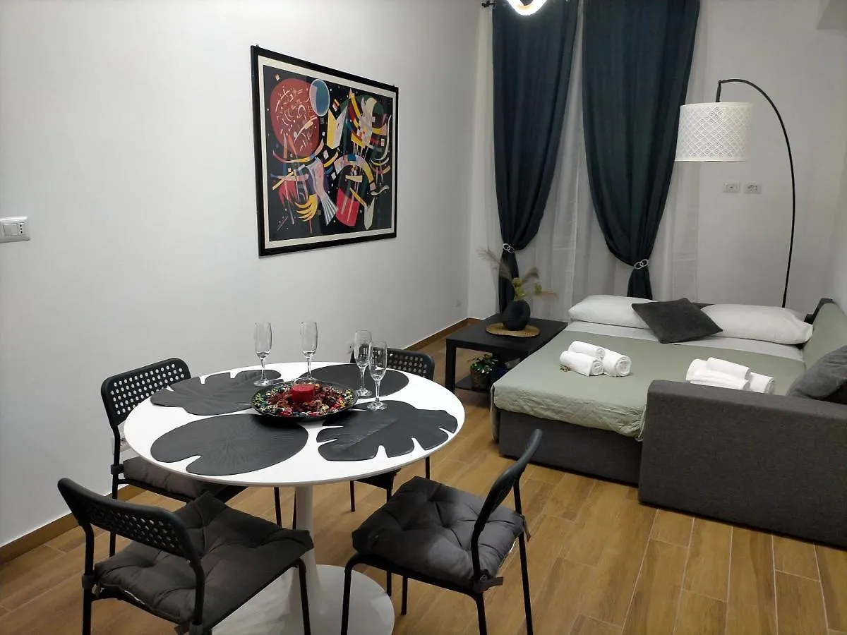 Apartmán Red Roses Domus Řím 0*,