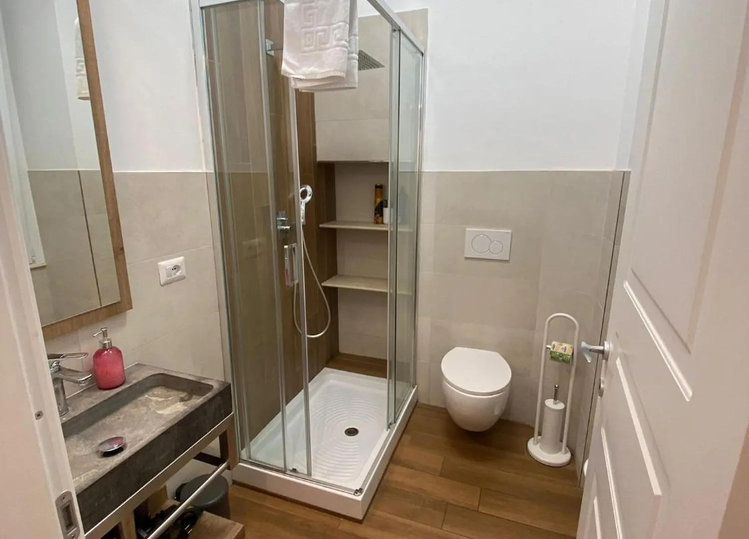 Apartmán Red Roses Domus Řím Itálie