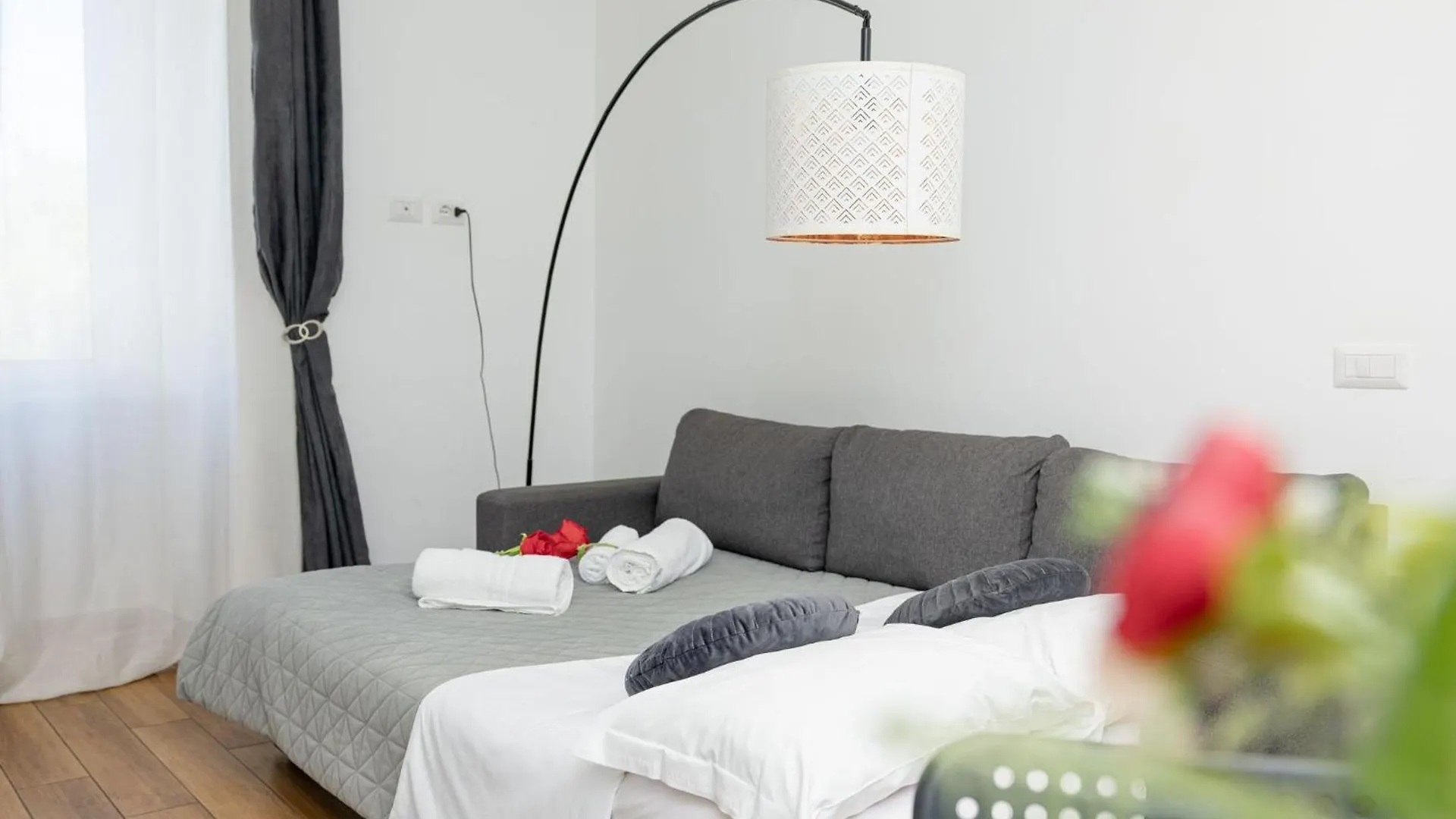 Apartament Red Roses Domus Rzym